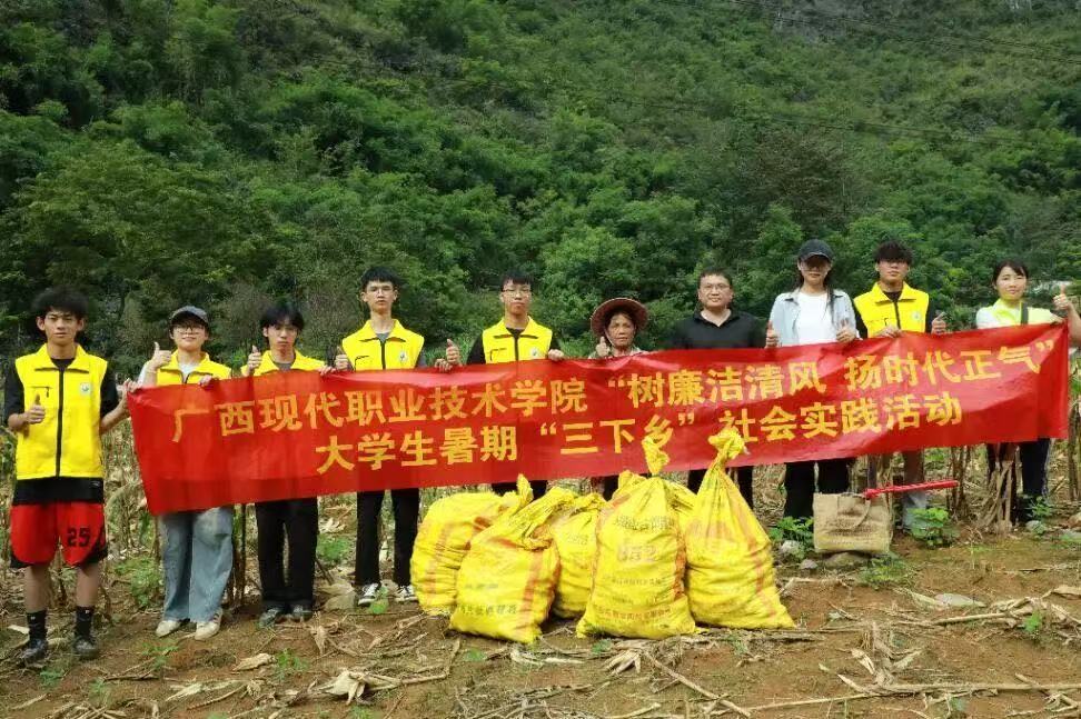 80b71a4aca904254b2e63a86d1858642.jpg 80b71a4aca904254b2e63a86d1858642.jpg