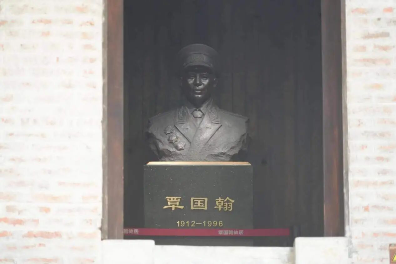 2c8636d2af5b4fab8655362e6d9cb1a3.jpg 2c8636d2af5b4fab8655362e6d9cb1a3.jpg