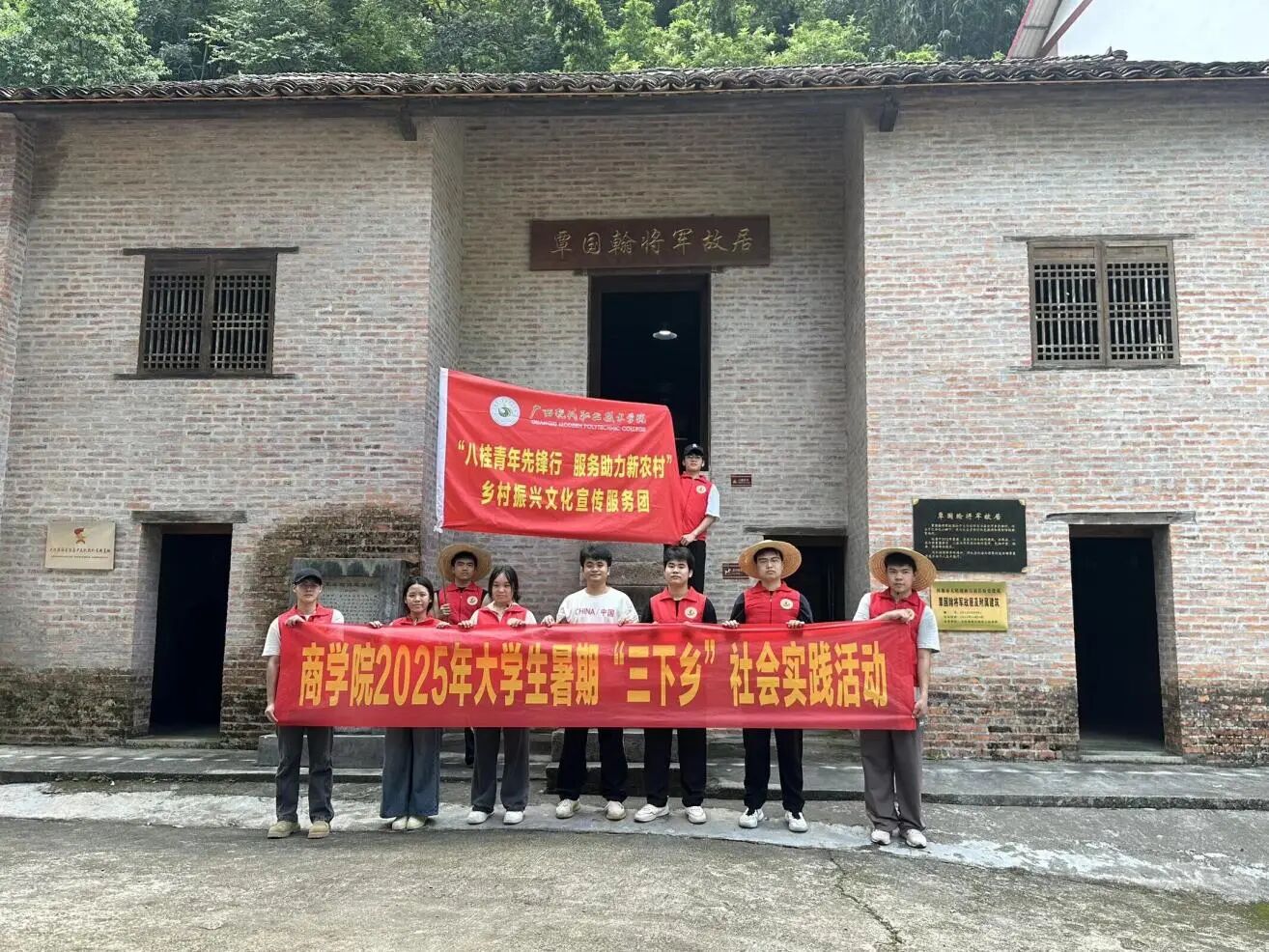 4916fe5f5e804917a36308f4bdd06cae.jpg 4916fe5f5e804917a36308f4bdd06cae.jpg